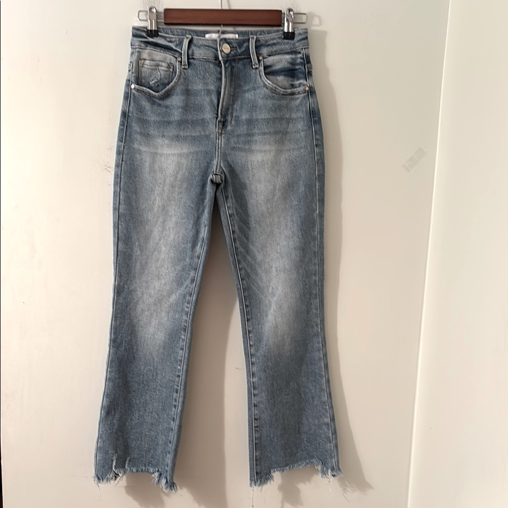 Risen High Rise Straight Cropped Frayed Hem Light wash Jeans Size 5/27